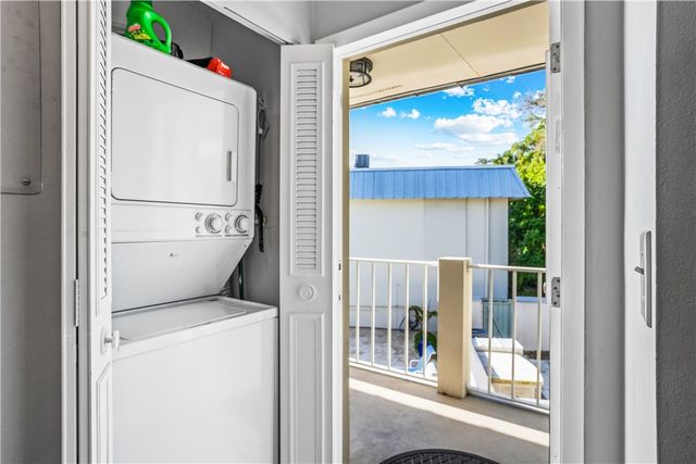 900 Jasmine Lane 6B, Vero Beach, FL 32963