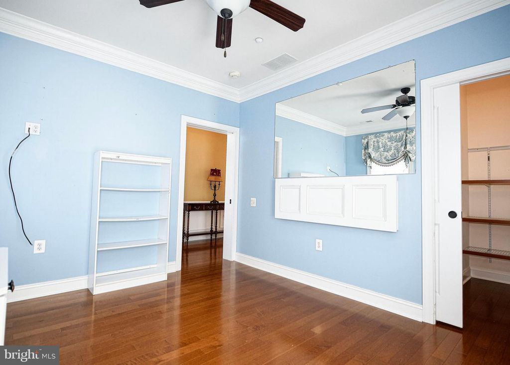 Image 12 of property listing at 2513 KENNA CT #7, Abingdon, MD 21009