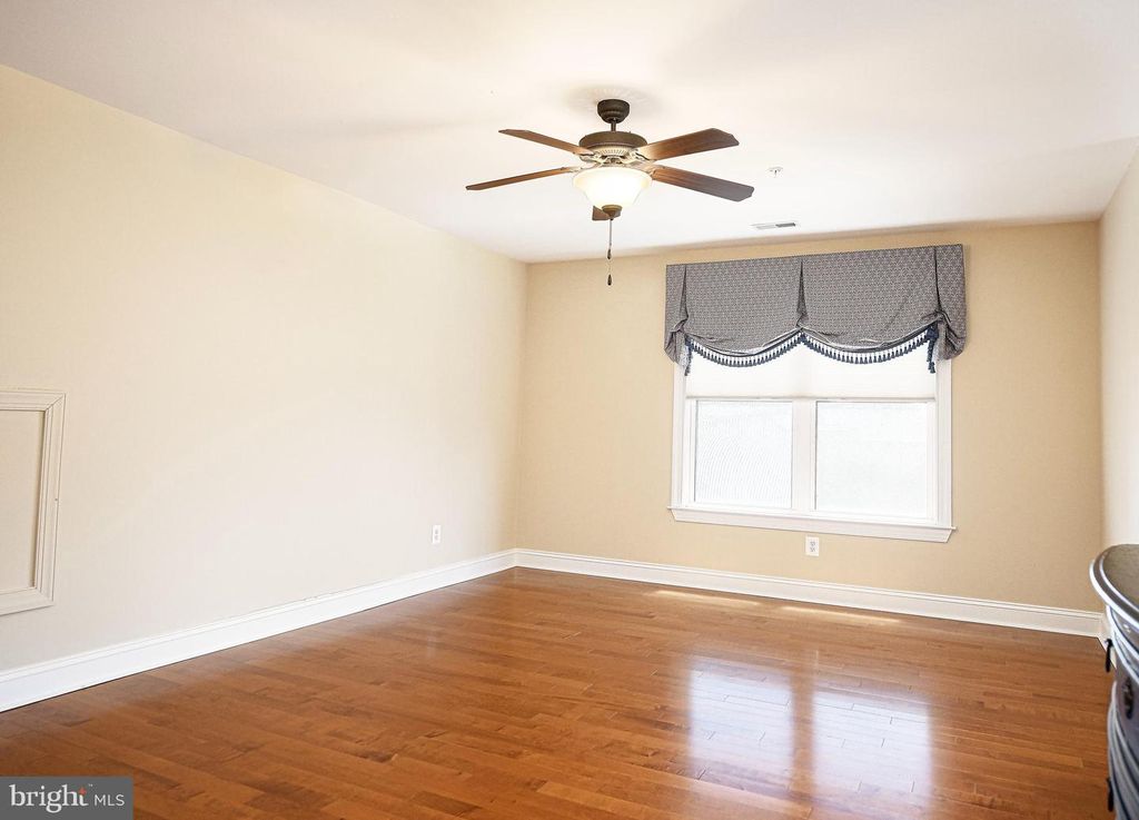 Image 42 of property listing at 2513 KENNA CT #7, Abingdon, MD 21009