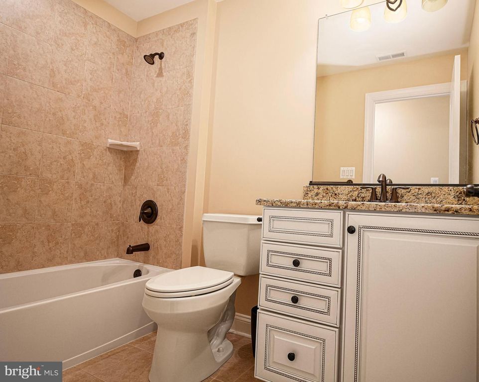 Image 44 of property listing at 2513 KENNA CT #7, Abingdon, MD 21009