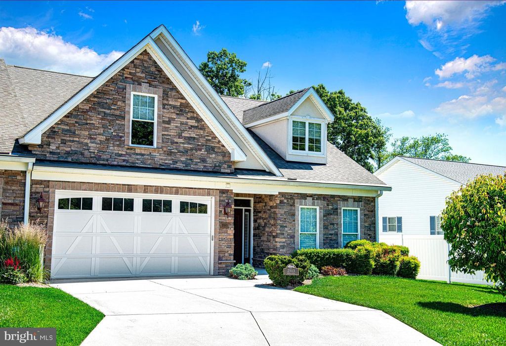 Image 6 of property listing at 2513 KENNA CT #7, Abingdon, MD 21009