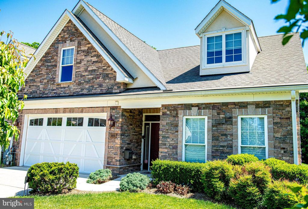 Image 8 of property listing at 2513 KENNA CT #7, Abingdon, MD 21009