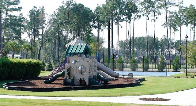 23 Chesterton Ct, Bluffton, SC 29910