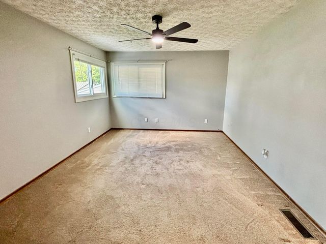 208 S Gordon Avenue, Baltimore, OH 43105
