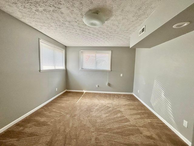 208 S Gordon Avenue, Baltimore, OH 43105