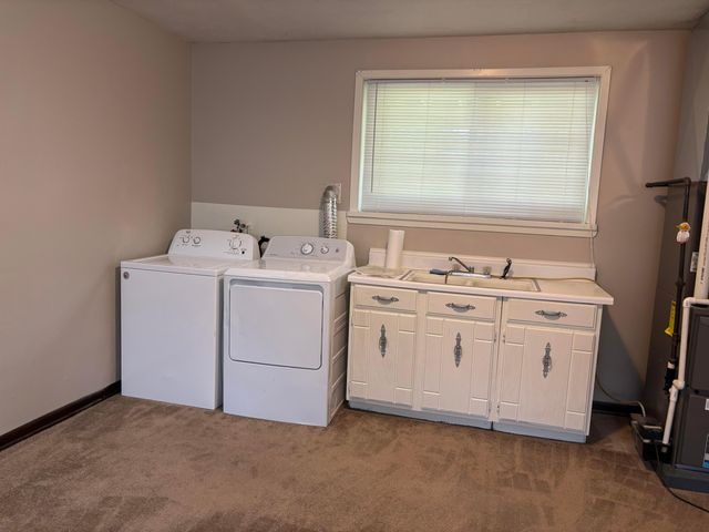 208 S Gordon Avenue, Baltimore, OH 43105