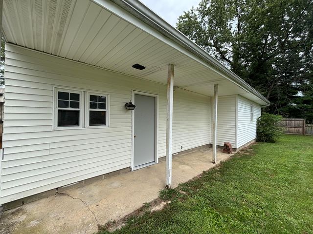 208 S Gordon Avenue, Baltimore, OH 43105