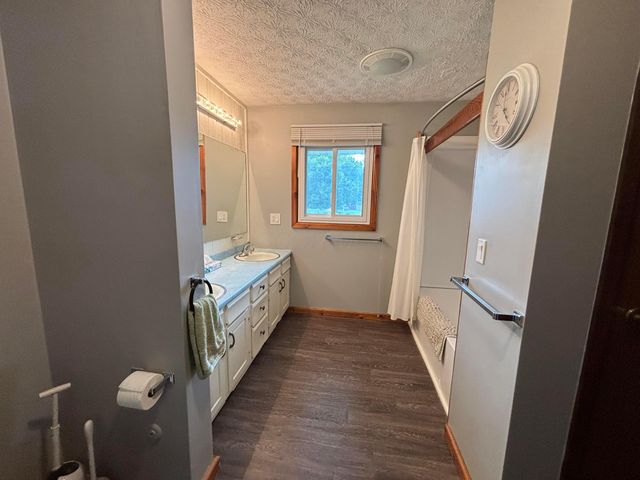 208 S Gordon Avenue, Baltimore, OH 43105
