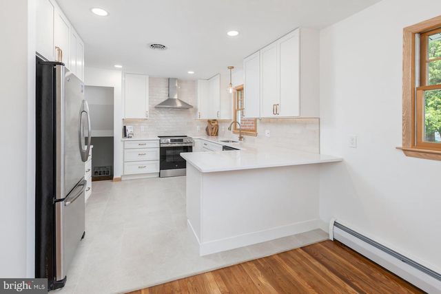 282 HESSIAN AVE, West Deptford, NJ 08096