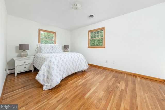 282 HESSIAN AVE, West Deptford, NJ 08096