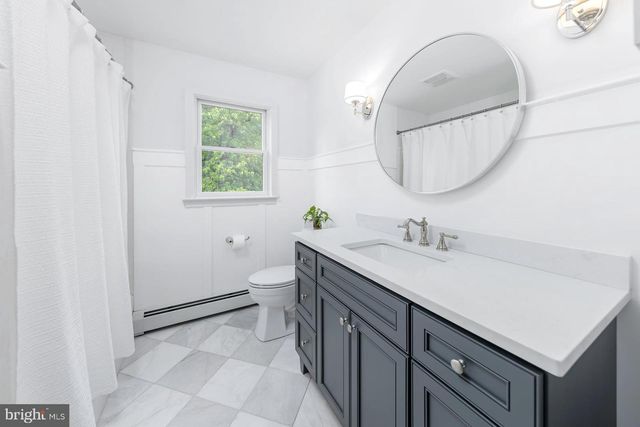 282 HESSIAN AVE, West Deptford, NJ 08096