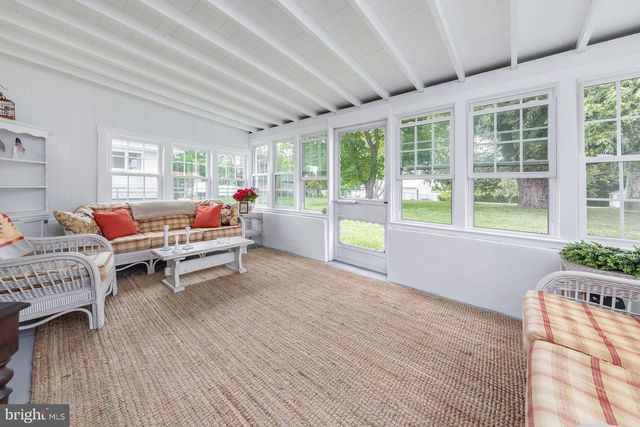 282 HESSIAN AVE, West Deptford, NJ 08096
