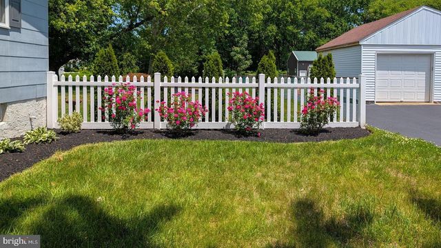 282 HESSIAN AVE, West Deptford, NJ 08096