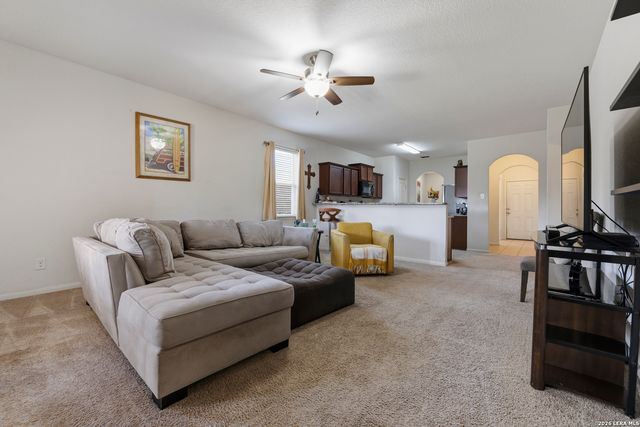 12254 Stratsburg, San Antonio, TX 78252