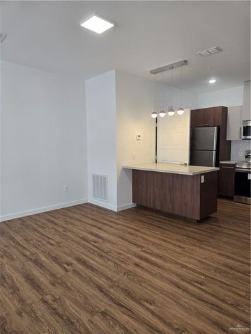 901 E Yuma Avenue 207, Mcallen, TX 78503