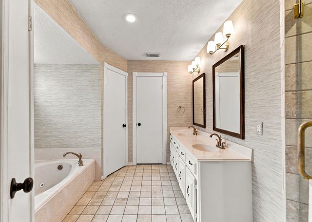 8214 Magnolia Glen Drive, Humble, TX 77346