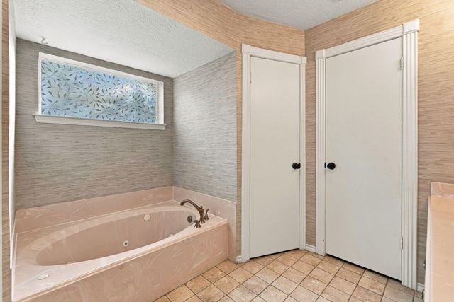 8214 Magnolia Glen Drive, Humble, TX 77346