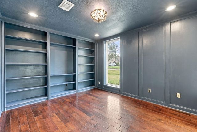 8214 Magnolia Glen Drive, Humble, TX 77346