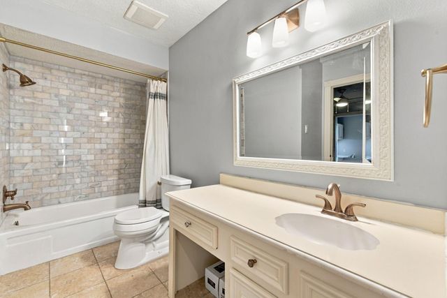 8214 Magnolia Glen Drive, Humble, TX 77346