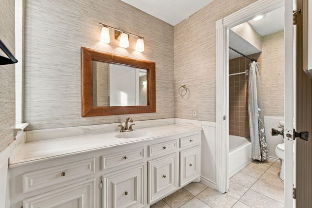 8214 Magnolia Glen Drive, Humble, TX 77346
