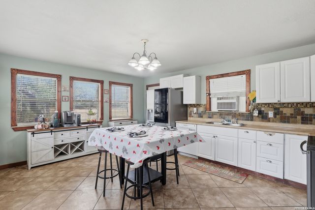 31910 Blanco, Bulverde, TX 78163