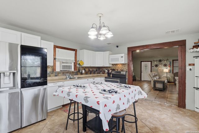 31910 Blanco, Bulverde, TX 78163