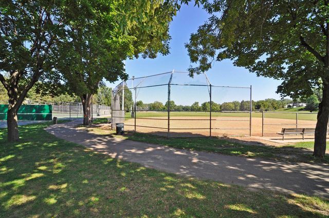 5217 Park Avenue, Minneapolis, MN 55417