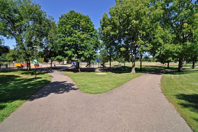 5217 Park Avenue, Minneapolis, MN 55417