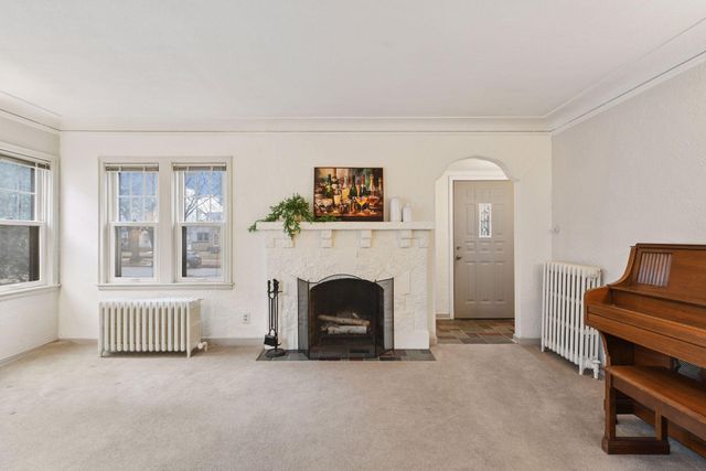 5217 Park Avenue, Minneapolis, MN 55417