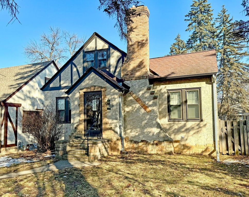 5217 Park Avenue, Minneapolis, MN 55417