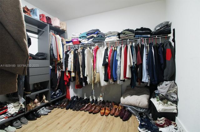 1156 NE 37th Pl, Homestead, FL 33033