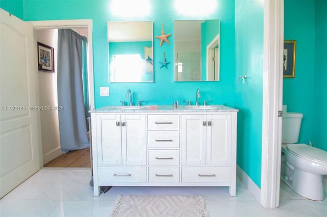 1156 NE 37th Pl, Homestead, FL 33033