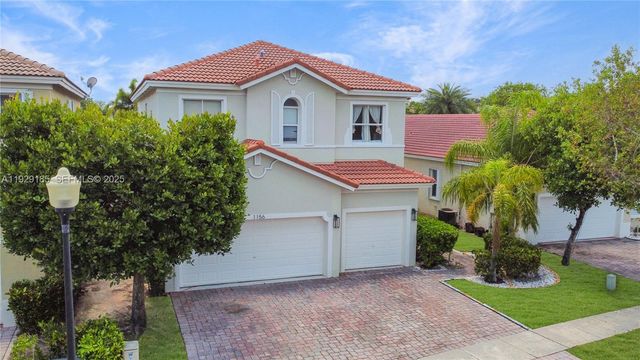 1156 NE 37th Pl, Homestead, FL 33033