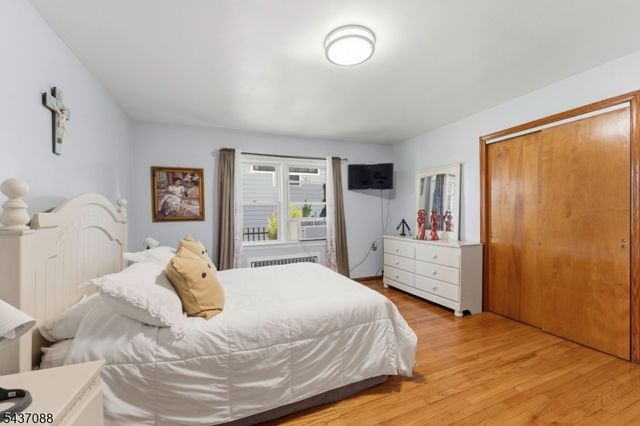 72 Clarendon Pl, Hackensack City, NJ 07601