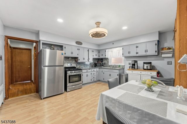 72 Clarendon Pl, Hackensack City, NJ 07601