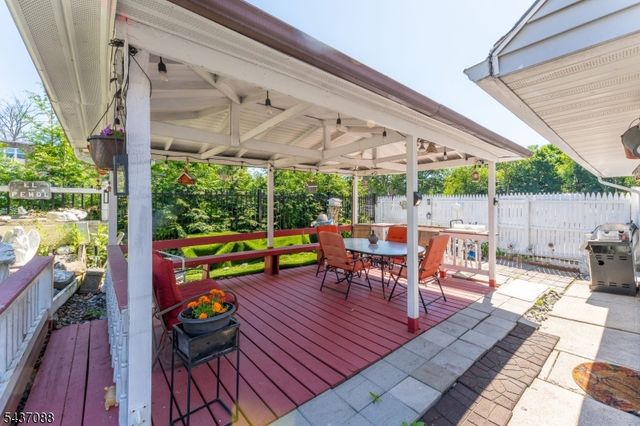 72 Clarendon Pl, Hackensack City, NJ 07601