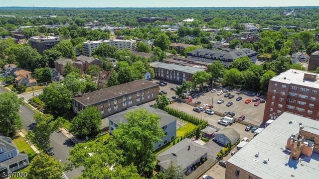 72 Clarendon Pl, Hackensack City, NJ 07601