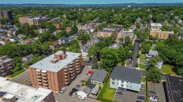 72 Clarendon Pl, Hackensack City, NJ 07601