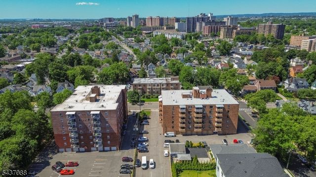 72 Clarendon Pl, Hackensack City, NJ 07601