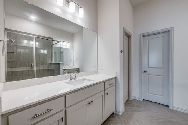 7119 Buchanan Drive, Grand Prairie, TX 75054