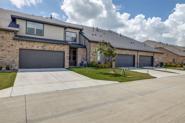 7119 Buchanan Drive, Grand Prairie, TX 75054