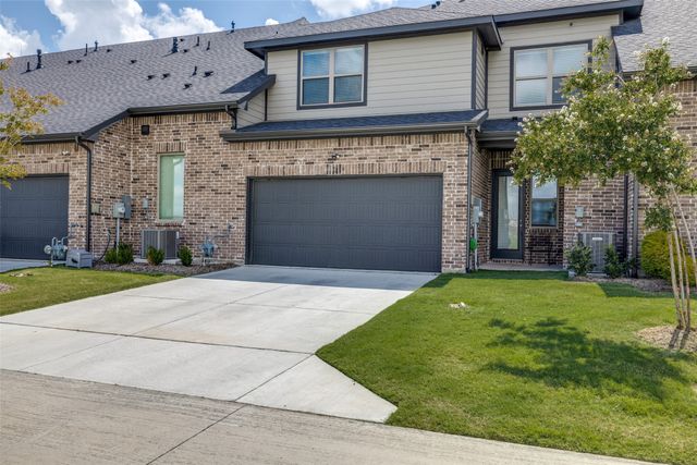 7119 Buchanan Drive, Grand Prairie, TX 75054