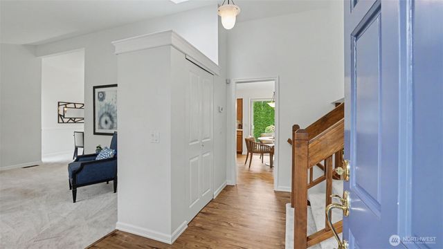 23900 SE 42nd Place, Sammamish, WA 98029