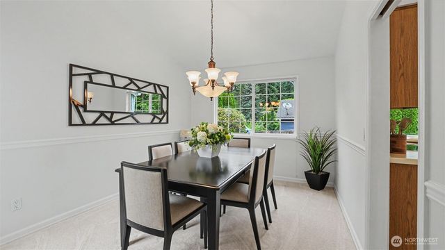 23900 SE 42nd Place, Sammamish, WA 98029