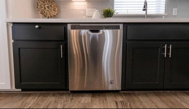 2718 Mcgowen Street, Houston, TX 77004