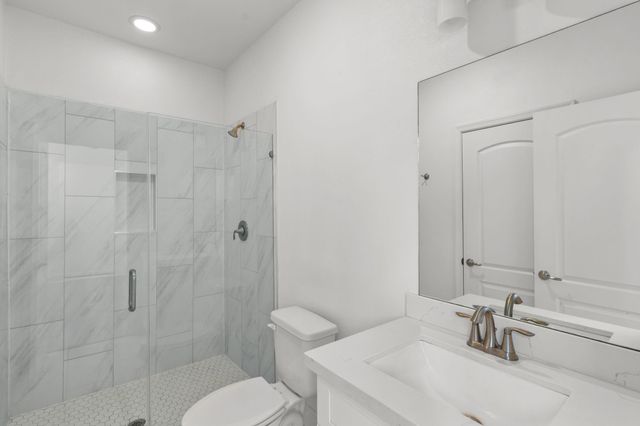 2718 Mcgowen Street, Houston, TX 77004