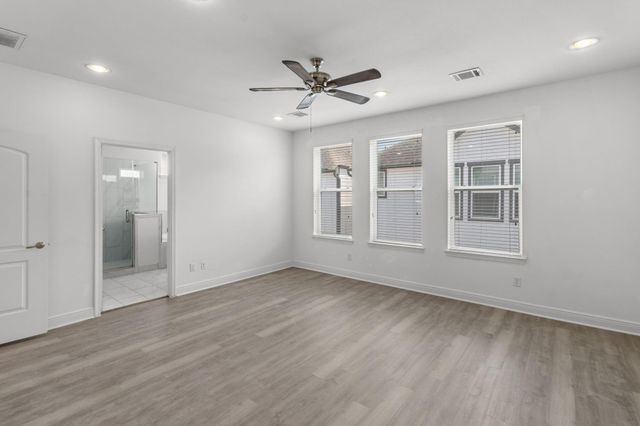 2718 Mcgowen Street, Houston, TX 77004