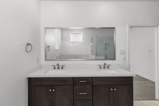 2718 Mcgowen Street, Houston, TX 77004