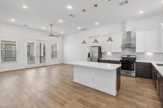 2718 Mcgowen Street, Houston, TX 77004