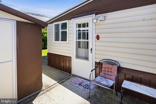 303 JOHN ALDEN DR, Buena, NJ 08310